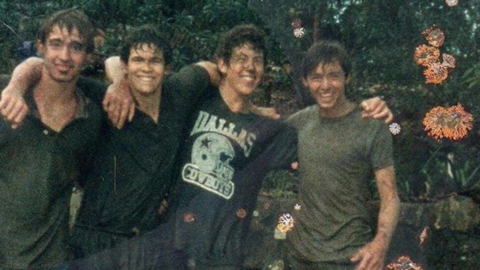 Slávny herec na fotke spred viac než 30 rokov. Dnes už chudé nohy nemá