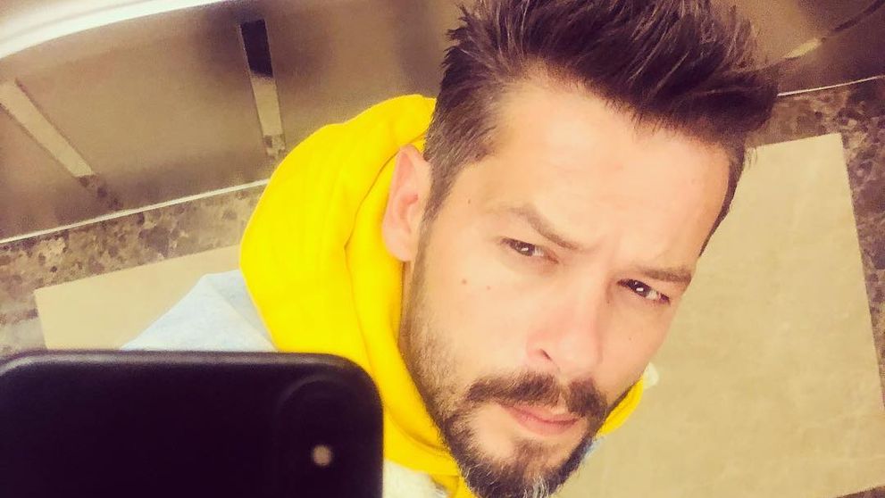 Sexy Mert z Neželanej nevesty sa ukázal bez trička: Dámy, to je telo