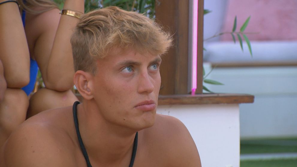 O Dávidovej frajerke už vie celá vila. Reakcia Natálie stojí za to