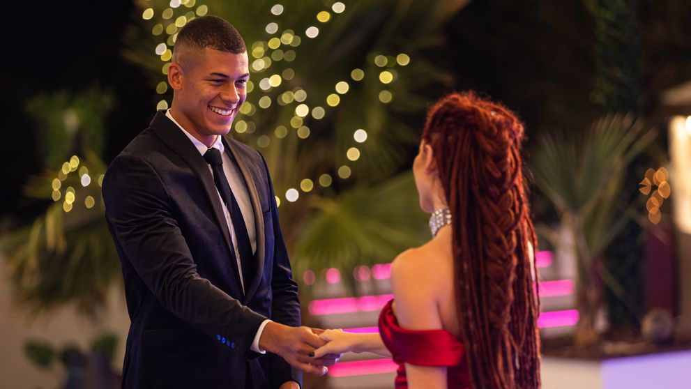 Romantikom roka sa stáva... Claude zaľúbeným listom pre Rachel všetkým vyrazil dych