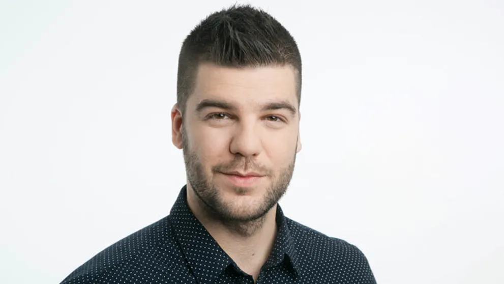 S týmto fešákom sa môžete zobúdzať!