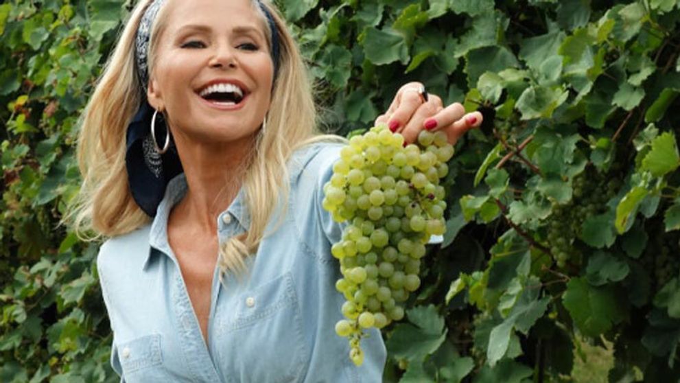 Známa modelka popiera zákony prírody! Dokonalé telo po šesťdesiatke