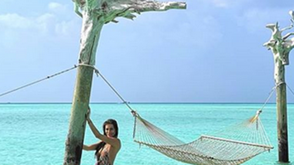 Jasmina prvýkrát ukázala bruško. Veľmi jej to pristane