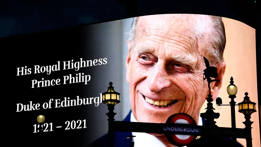 Zvon vo Westminsterskom opátstve odbil 99-krát na počesť princa Philipa