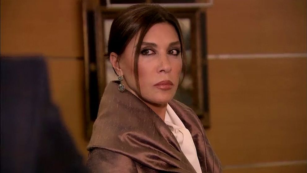 Zakázaná láska: 15. a 16. epizóda