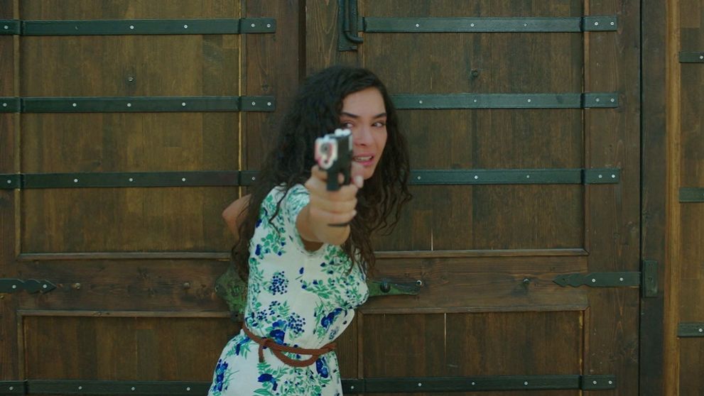 Spútaný motýľ: 53. a 54. epizóda