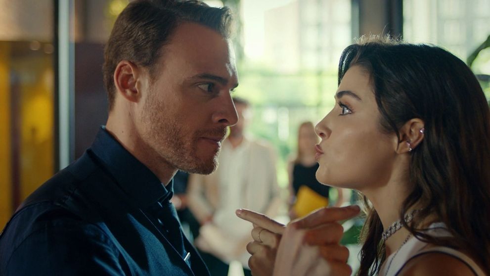 Láska na prenájom: 1. a 2. epizóda