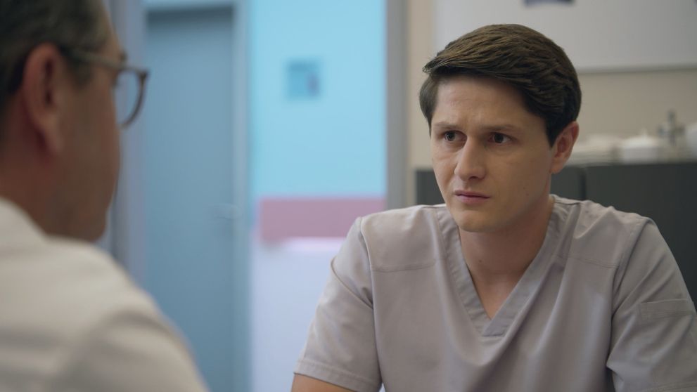 Milan sa hnevá na otca: Povie o jeho afére mame?