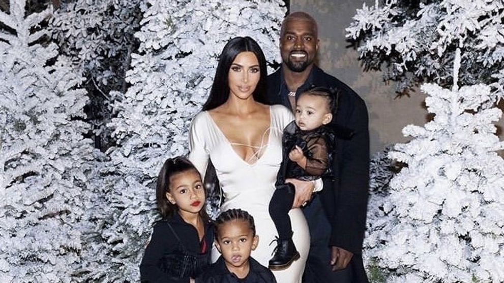 Toto nikto nečakal. Štvrté dieťa Kim Kardashian je na ceste