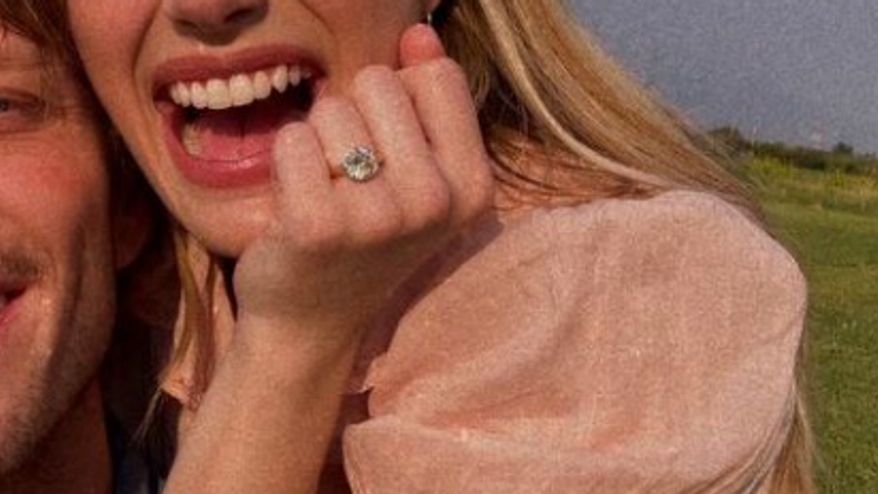 Bude svadba: Herečka sa zasnúbila, z ceny prsteňa za vám zatočí hlava