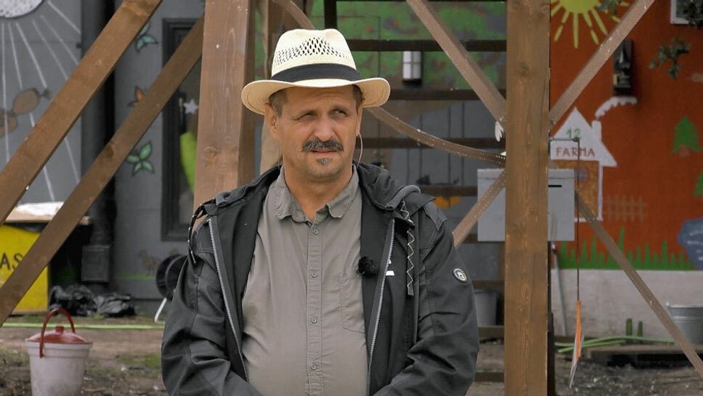 Nahnevaný hospodár čistil farmárom žalúdky: Takúto katastrofu ešte doteraz nevidel!