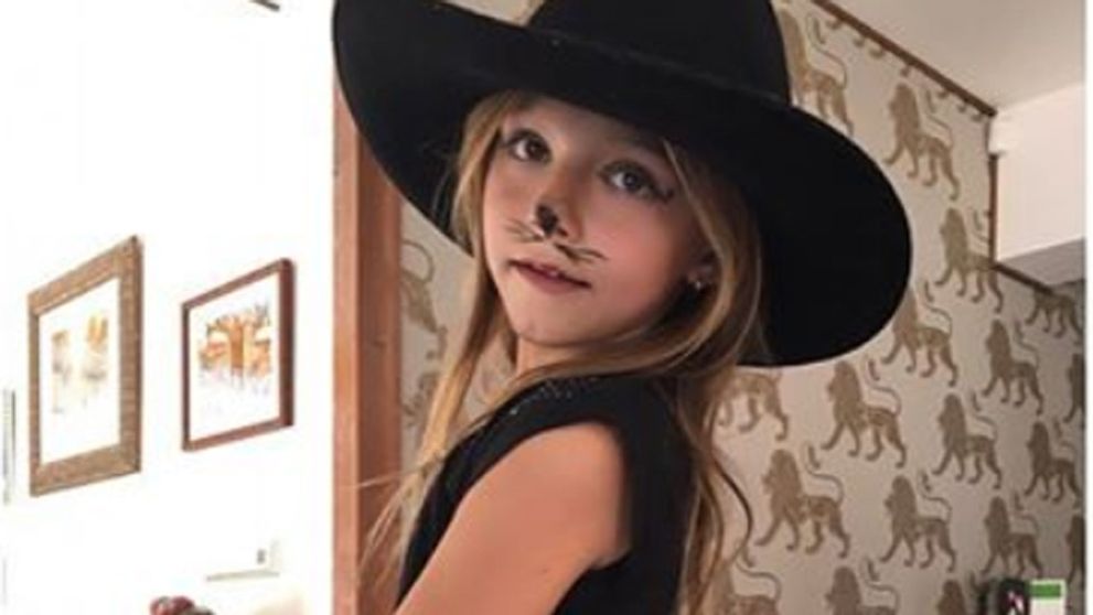 Spoznávate toto dievčatko? Je to dcéra známej speváčky