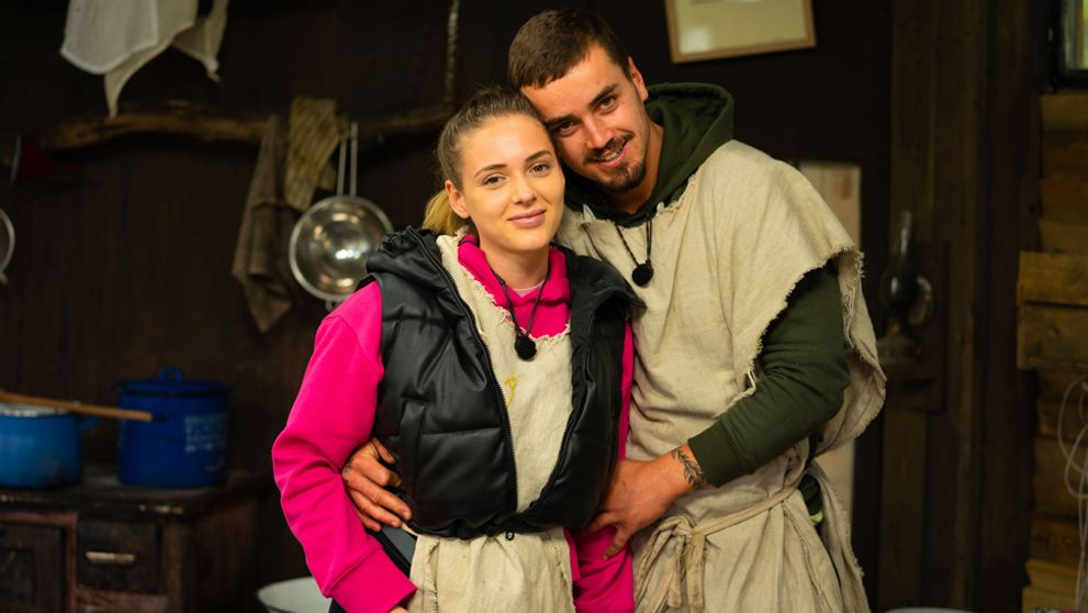 Romantická noc Alex a Šimona: Dialo sa niečo pod perinou?