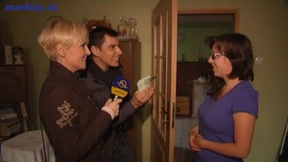 Vstávaj a vyhrávaj 1000 eur! Moderátori prídu až do vašej obývačky!