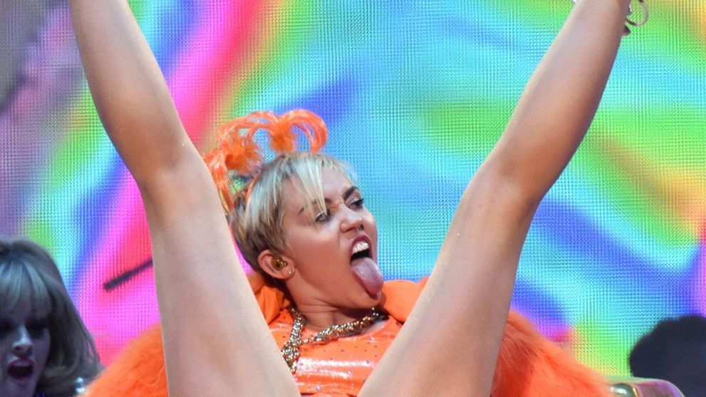 Miley Cyrus nikdy lepšie nevyzerala. Jej premena je úžasná