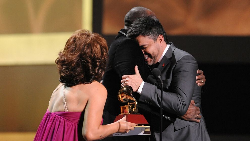 Legendárny spevák zomrel na infarkt: Trojdňový štátny smútok