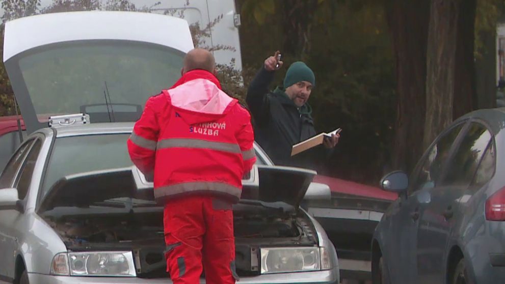 Zákazník, akého stretnúť nechcete! Títo dvaja páni ukázali pozoruhodnú trpezlivosť