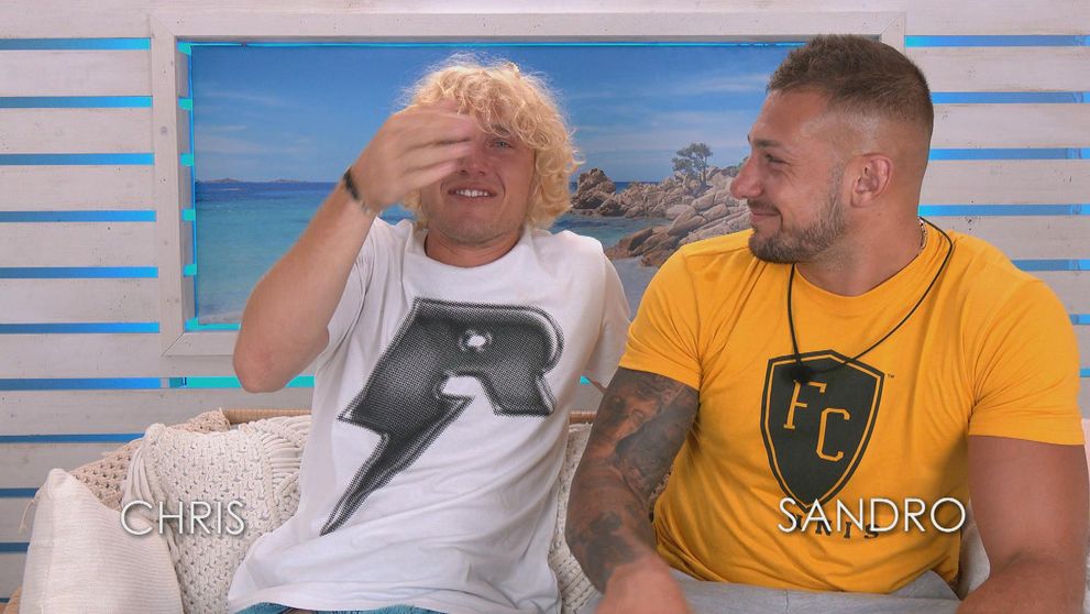 Potrebuje niekto vreckovku? Uslzená pánska rozlúčka dojala všetkých