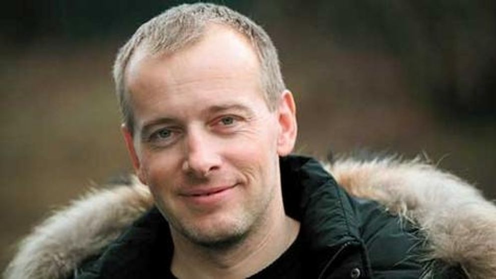 Boris Kollár na premiére s mladou slečnou!