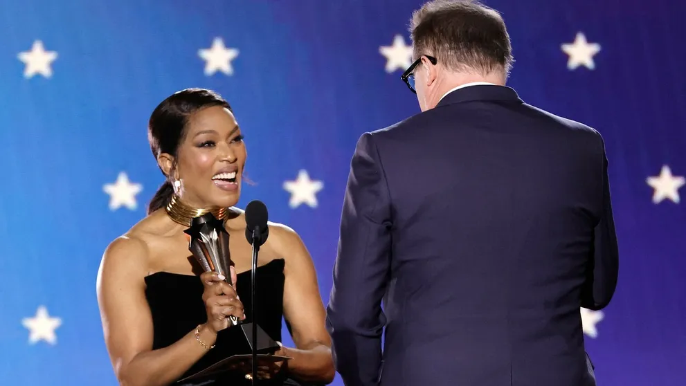 Poznáme víťazov Critics Choice Awards. Najlepší herec sa rozplakal