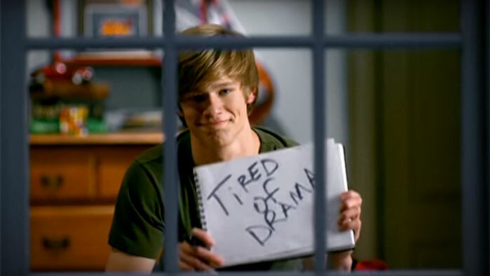 Dámy a páni, toto je on... Nový MacGyver!