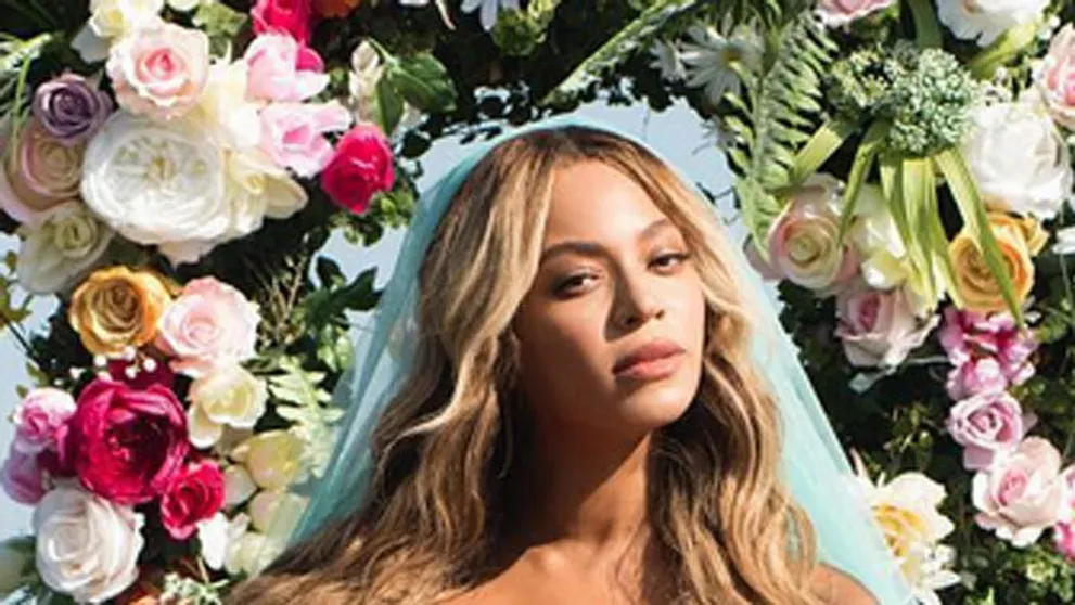 Beyoncé konečne ukázala dvojičky. Potvrdila ich mená aj dátum narodenia