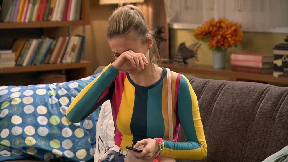 Tak predsa zostáva! So zlomeným srdcom a hanbou, ale aspoň neprišla o všetko