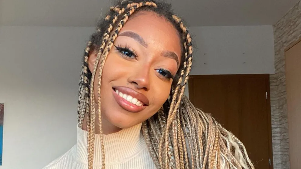 Aicha si svoj nový imidž užíva. Provokuje sexi fotkami z Dubaja