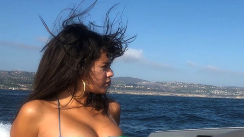 Selena predviedla nové telo v bikinách. Bulvár by si mal dať pozor na jazyk