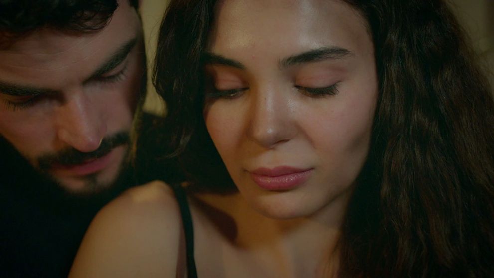 Spútaný motýľ: 107. a 108. epizóda