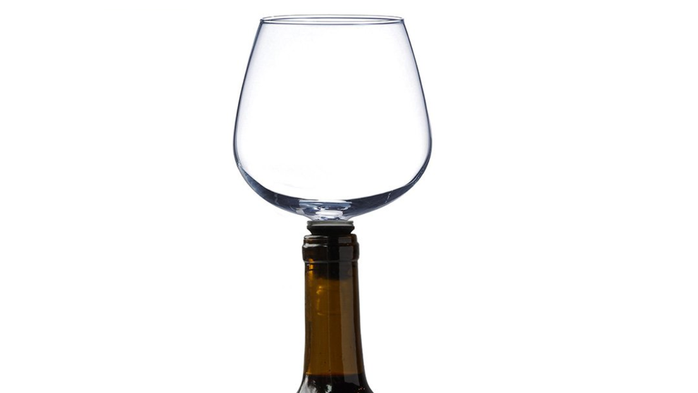 Vychytávka týždňa: Aj pitie z fľaše môže mať svoju noblesu