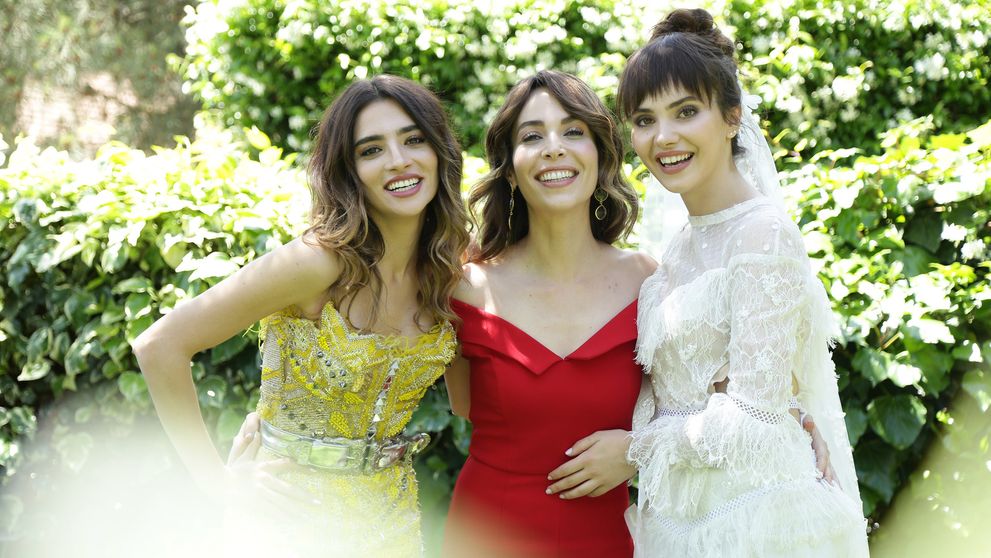 Šokujúci rozchod 4 mesiace po zásnubách: Kráska z Cennet je opäť sama