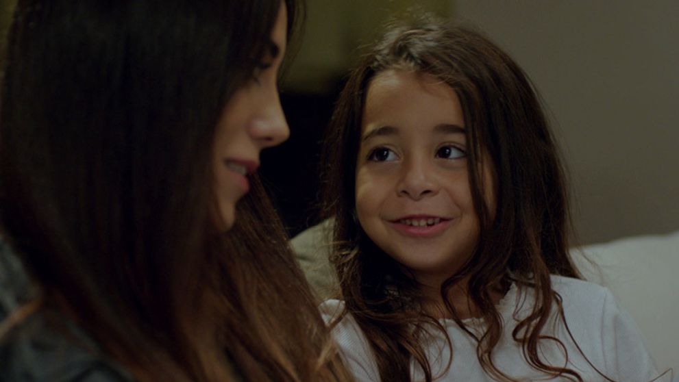 Matky a dcéry: 1. a 2. epizóda