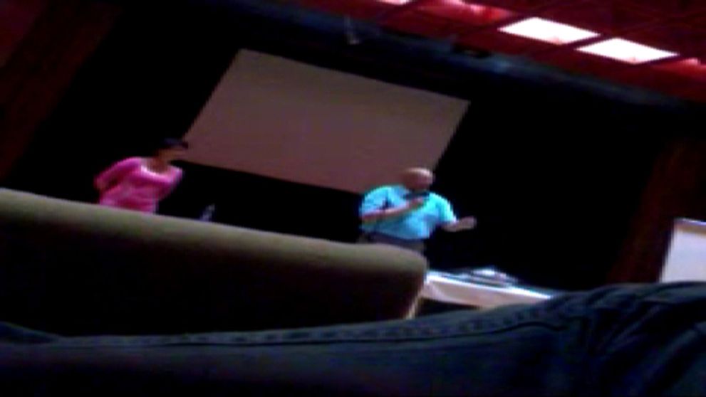 Náš redaktor na školení pre budúcich šmejdov