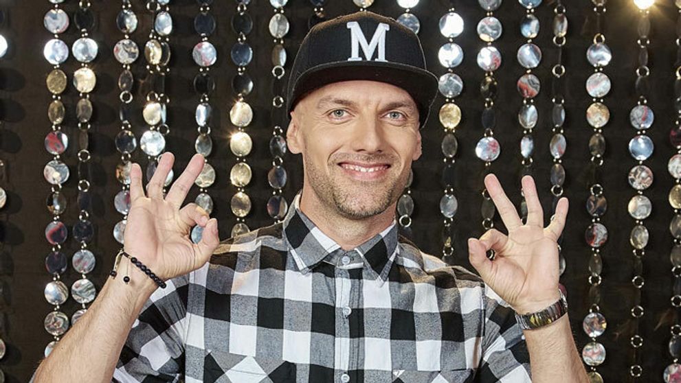 Tancovať naučil aj tie najväčšie drevá!