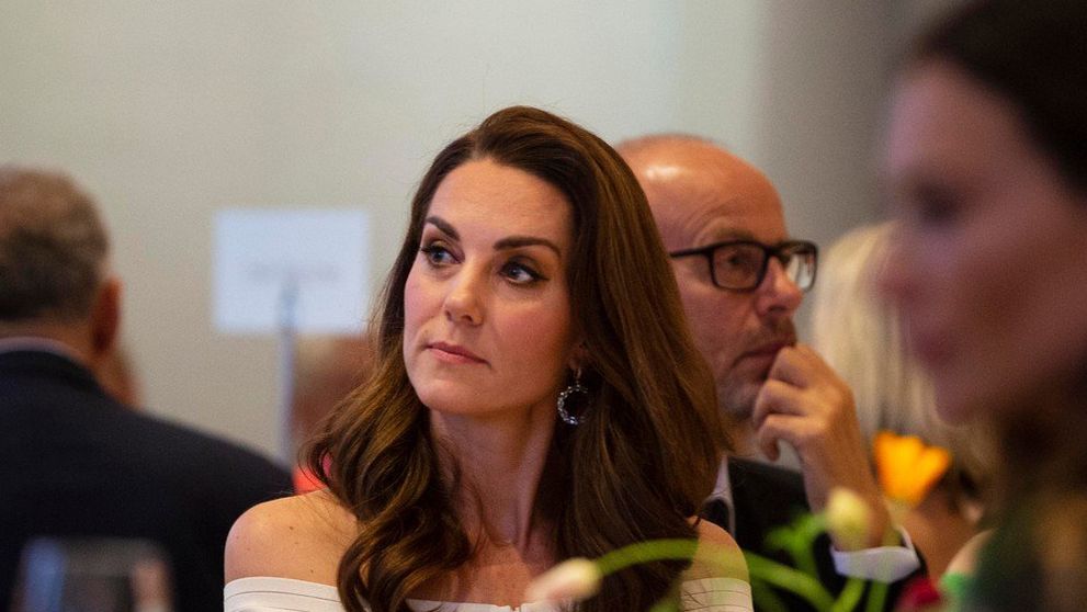 Kate odhalila viac ako sme zvyknutí. Nemá však tie šaty naopak?