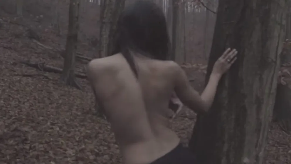 Sexy kráska po boku slovenského speváka: Zábery, ktoré musíte vidieť!