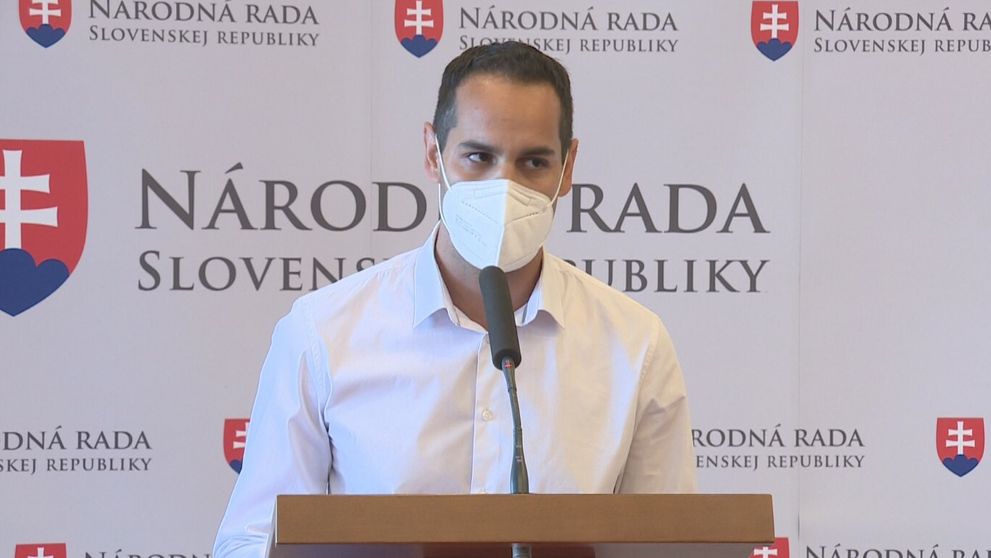Dievčatá z rôznych detských domovov hovoria o zneužívaní
