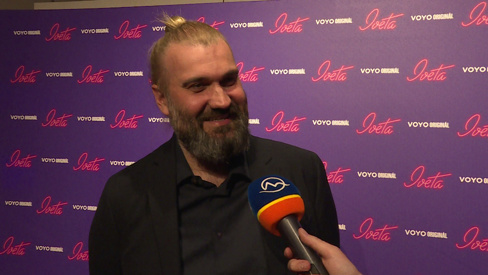 Režisér Michal Samir sa pozná s Emiliou Clarke: Stala sa slávna a zabudla na mňa!