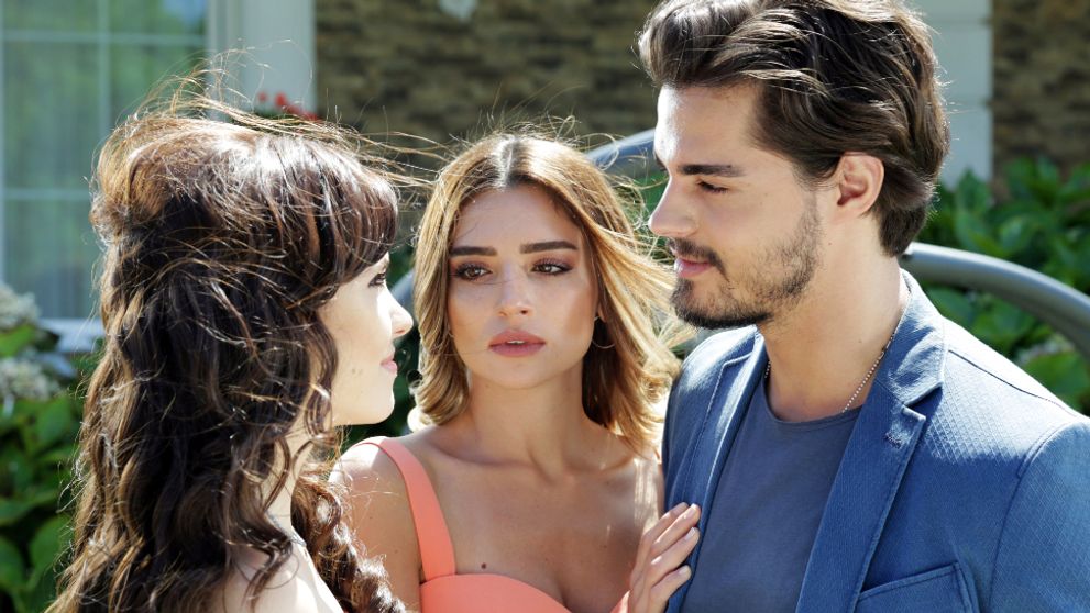 Povedala áno: Kráska z Cennet sa zasnúbila