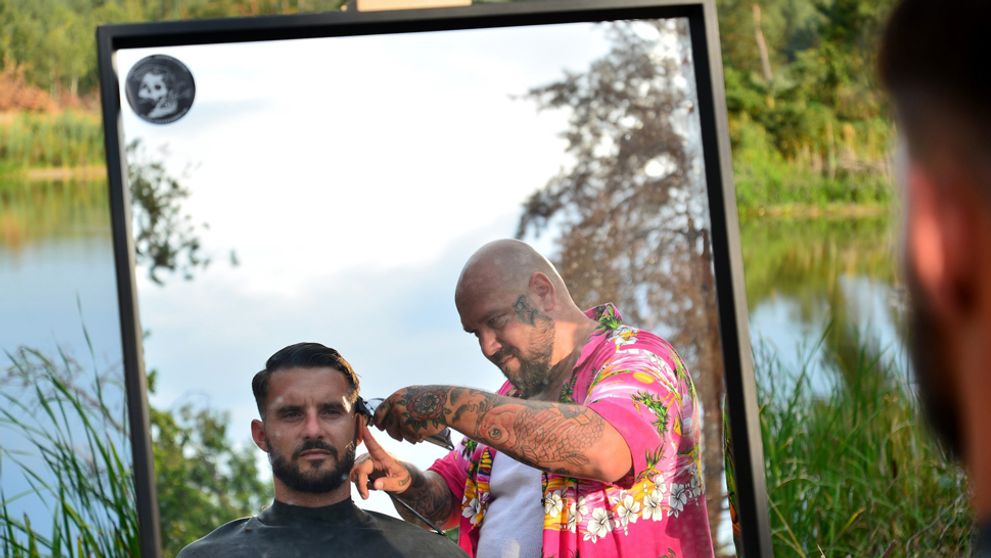 Kto bude mať najsexy účes? Veľké strihanie na Farme