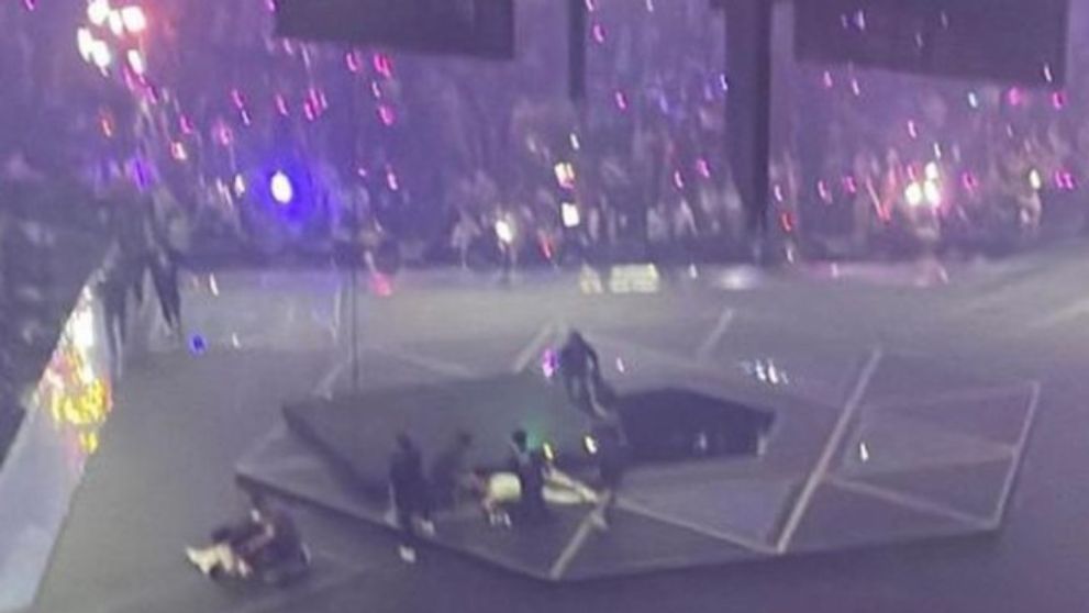 Len pre silné povahy. Na tanečníka sa počas koncertu zrútila obrovská obrazovka