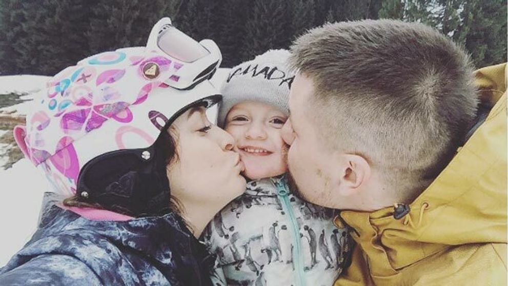 Dominika Mirgová zapriahla synčeka do práce. Pozrite, ako mu to pristane