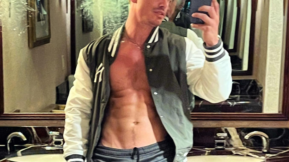 Veľký zvrat v prípade smrti obľúbeného modela: Zomrel pre selfie fotku?!