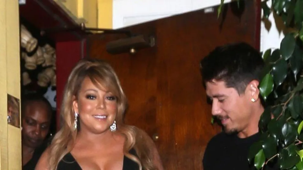Mariah Carey stratila všetku súdnosť. Prsia jej nevypadli len zázrakom
