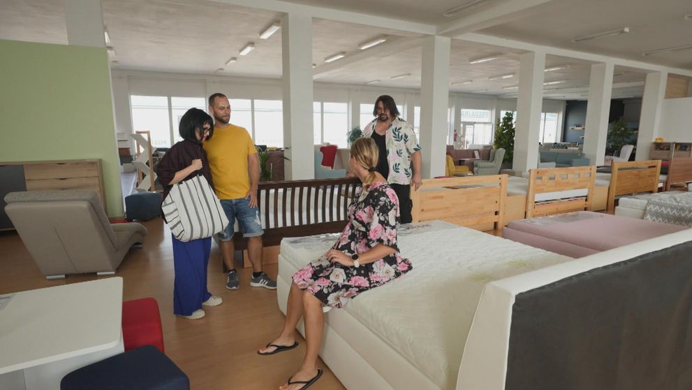 Našili na neho búdu: Za Utajeným šéfom poslali manželku. Tiež v utajení