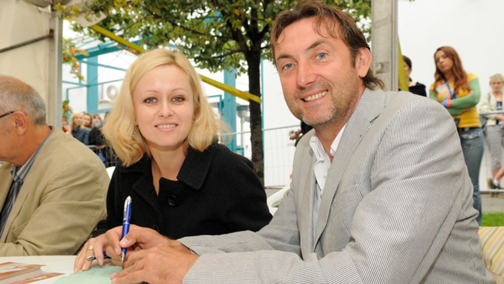 Prežijú spolu koniec sveta!