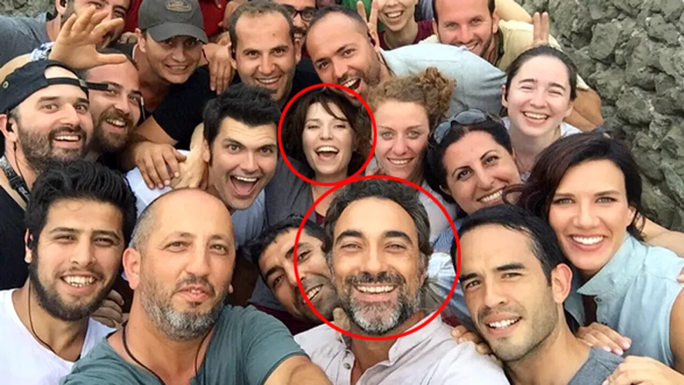 Prekvapenie: Sümbül a princezná Hatice zo Sultána opäť spolu - v horore!
