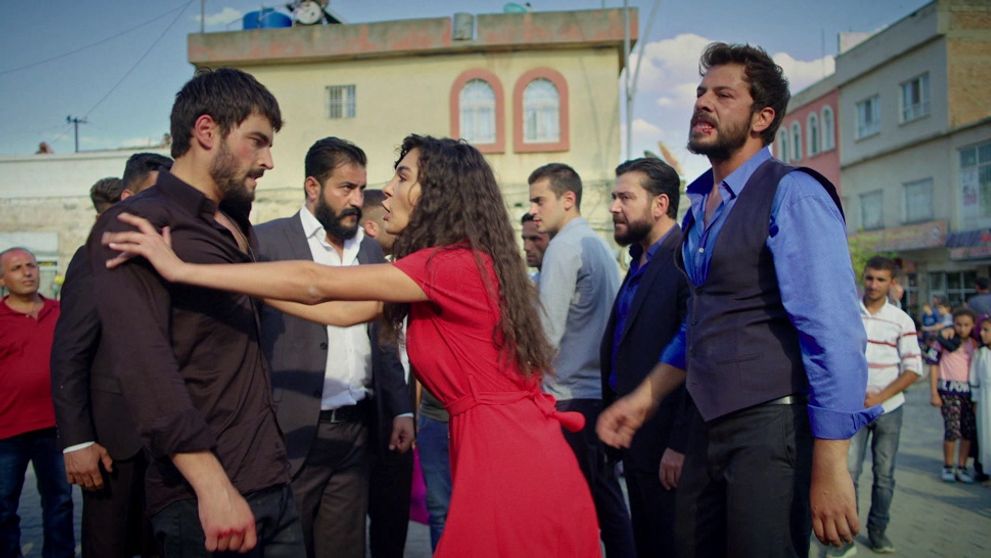 Spútaný motýľ: 45. a 46. epizóda