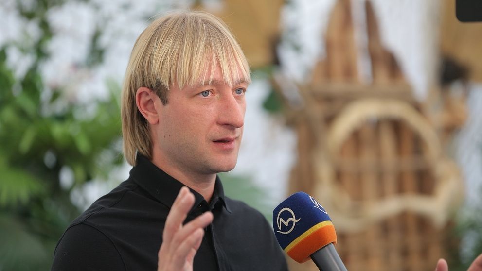 Krasokorčuliarska elita v Teleráne